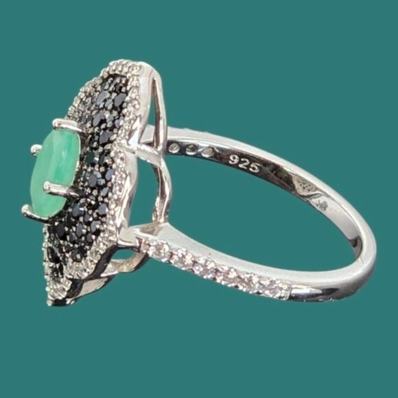925 Sterling Silver Ring Sz 8 with Natural Emerald 5x7mm & Blk Spinel Gems - Picture 6 of 9